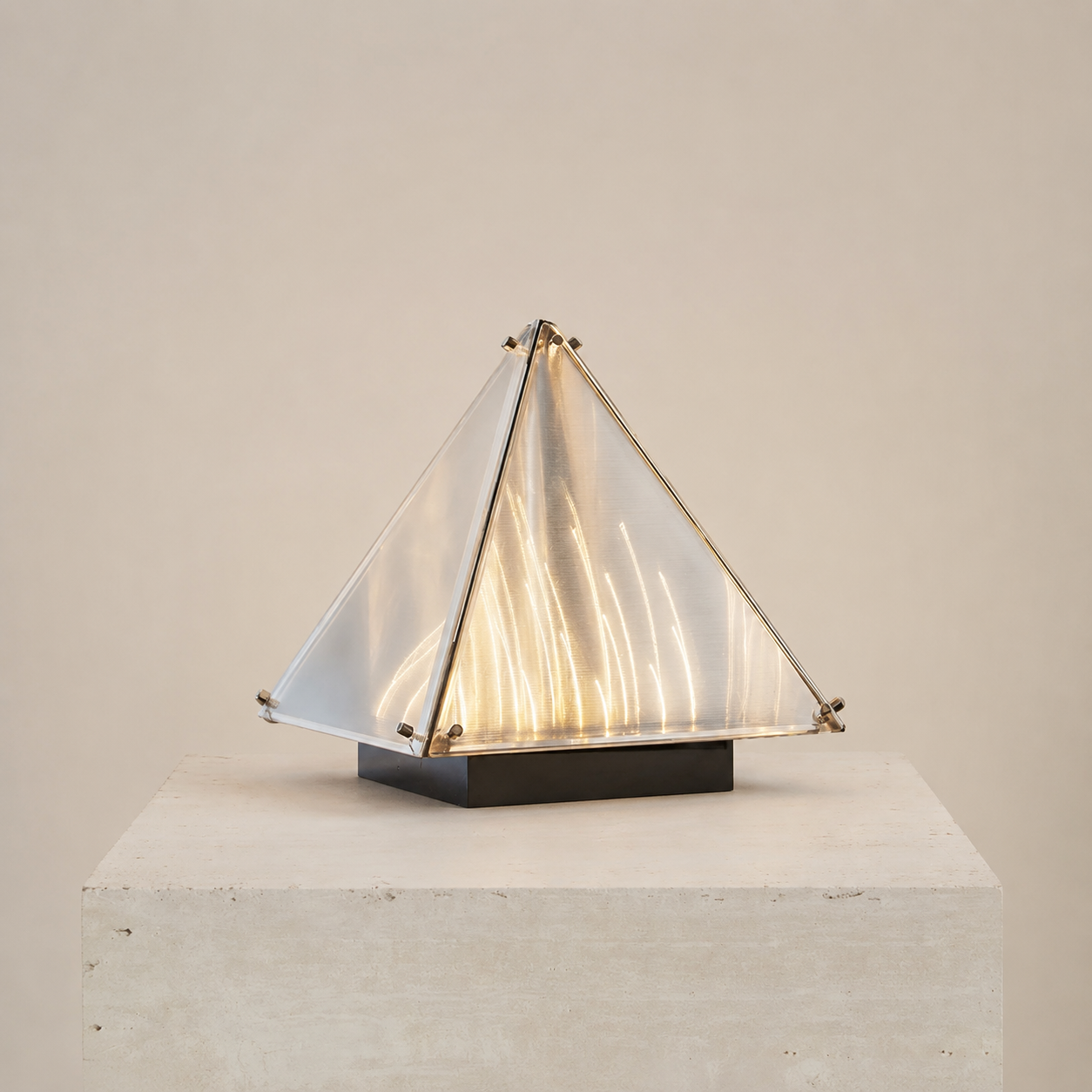 Fragment Table Lamp